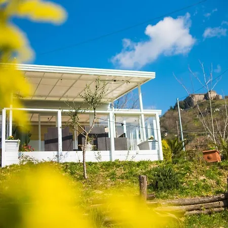 Bed and breakfast Lory's *